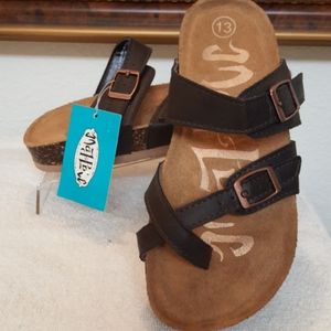 MadLove Girl's Sandals